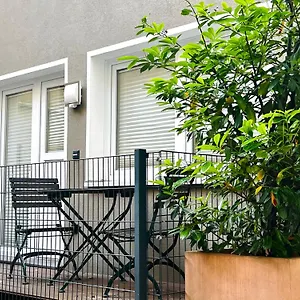 Terrassen-apartment-with-breakfast Aparthotel Hamburg